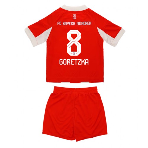 Bayern Munich Leon Goretzka #8 Replik Heimtrikot Kinder 2025-26 Kurzarm (+ Kurze Hosen)